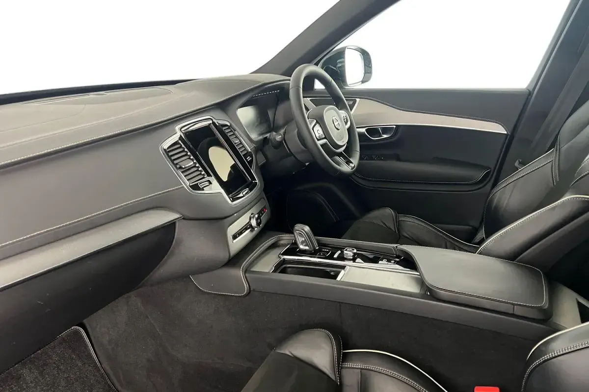 Used Volvo XC90 R-Design 250 HP (183 kW) 2021 Grey SUV