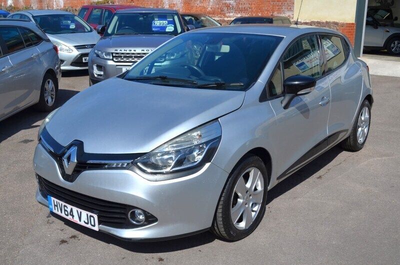 Silver Used 2014 Renault Clio IV Dynamique Hatchback | £3,995 (Fair price) - Image 1/4