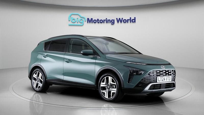 Green Used 2024 Hyundai Bayon Premium SUV | £17,400 (A bit pricey) - Image 1/4