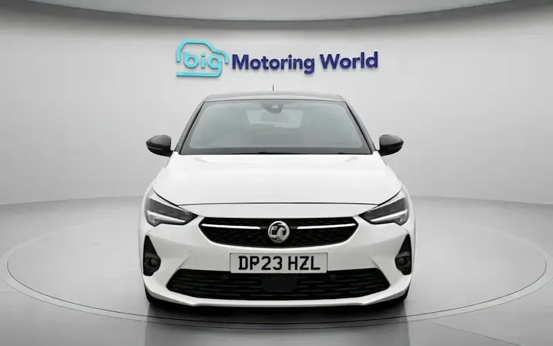 Used Vauxhall Corsa 75 HP (55 kW) 2023 White Hatchback