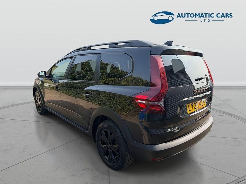 New Dacia Jogger Extreme 140 HP (102 kW) 2025 Black MPV