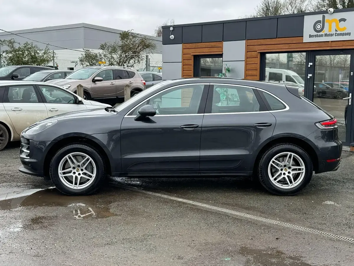 Used Porsche Macan 354 HP (260 kW) 2019 Grey SUV