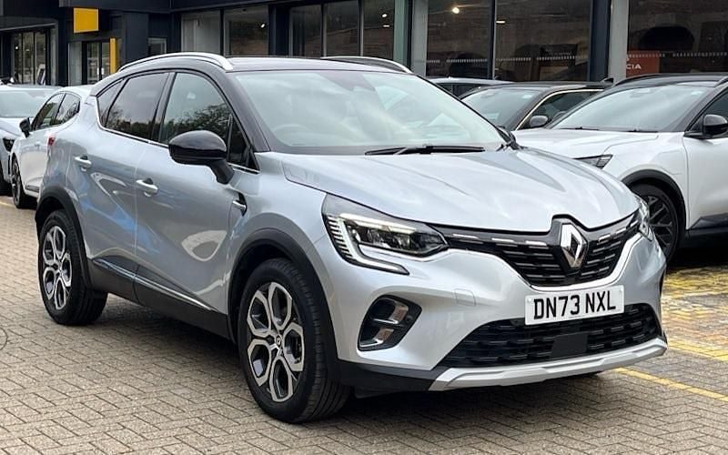 Grey Used 2023 Renault Captur Techno SUV | £18,096 (Fair price) - Image 1/4