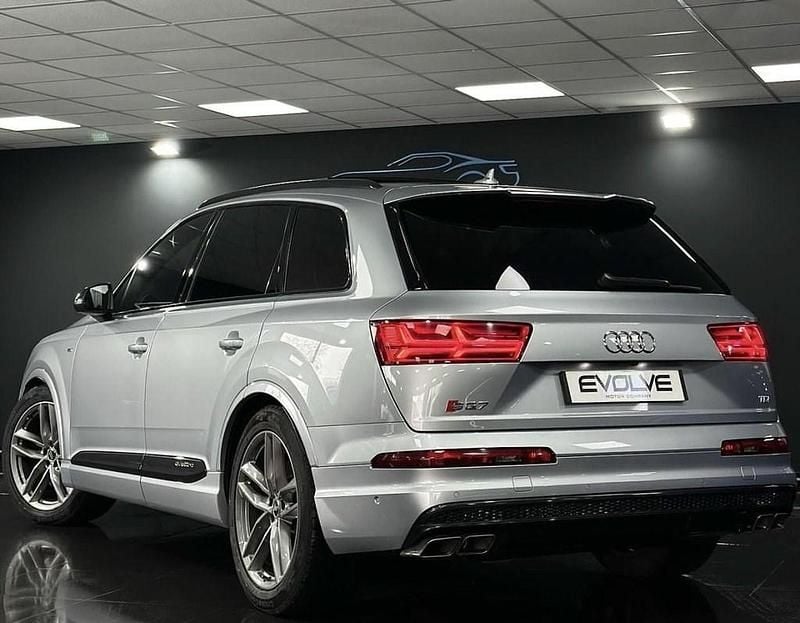 Used Audi SQ7 Comfort 435 HP (319 kW) 2018 Silver SUV