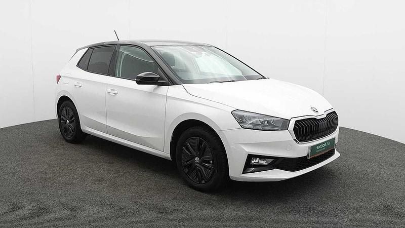 Candy white black magic pearl effect Used 2025 Skoda Fabia Colour Edition Hatchback | £16,990 (Fair price) - Image 1/4