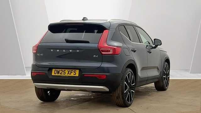 Used Volvo XC40 Ultra 194 HP (142 kW) 2026 SUV