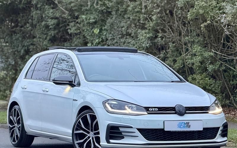 Used VW Golf VII GTD 184 HP (135 kW) 2017 White Hatchback