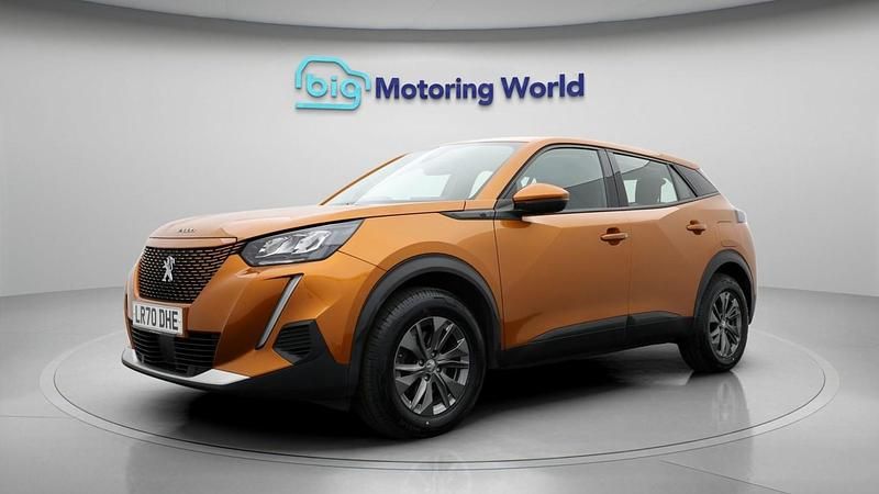 Used Peugeot e-2008 Active Premium 98 kW (134 HP) 2021 Orange SUV