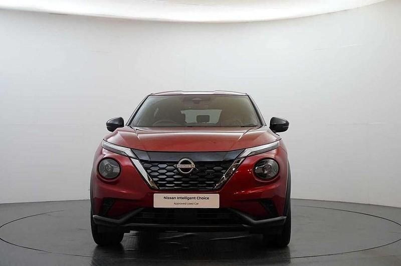 Used Nissan Juke N-Connecta 143 HP (105 kW) 2024 Red SUV