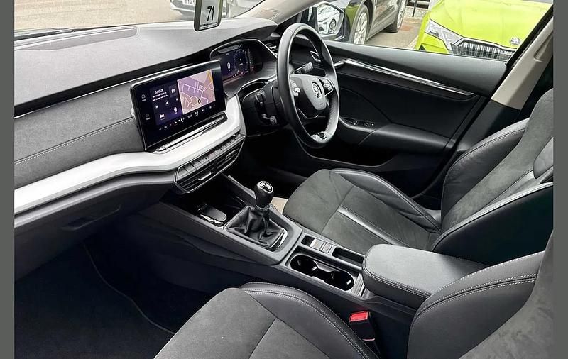 Used Skoda Octavia SE L 147 HP (108 kW) 2022 Black magic pearl effect Hatchback