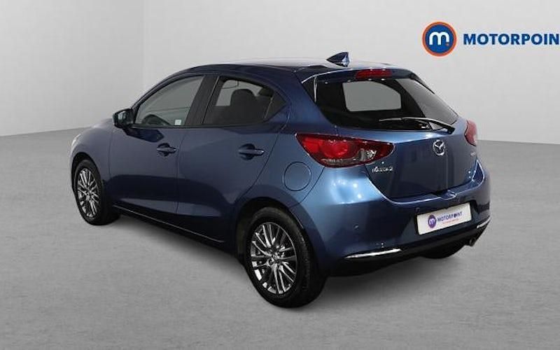Usado Mazda 2 Inclusive 90 HP (66 kW) 2022 Azul Citadino