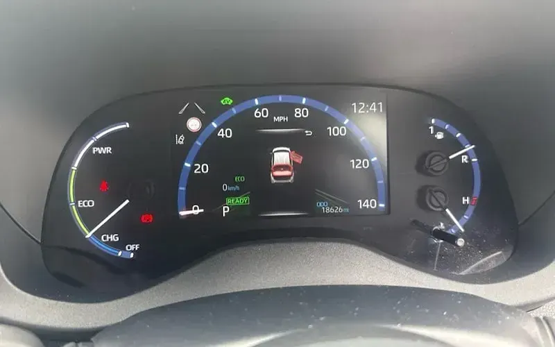 Used Toyota Yaris Cross Design 116 HP (85 kW) 2023 Blue SUV