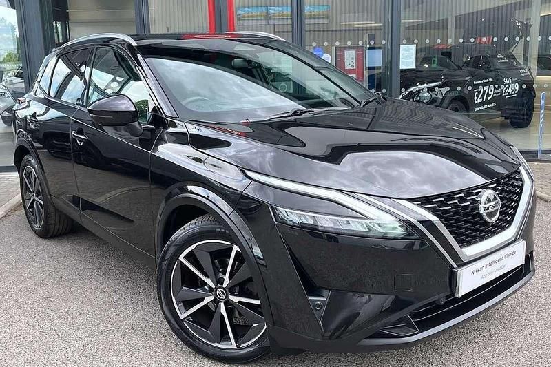 Black Used 2022 Nissan Qashqai Tekna SUV | £20,650 (Expensive) - Image 1/4
