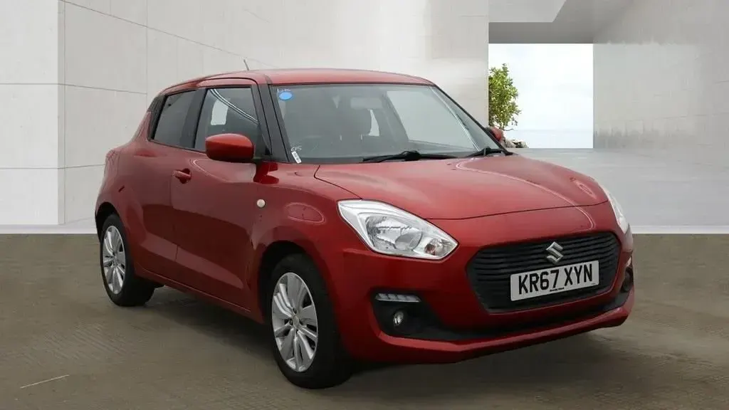 Używany Suzuki Swift SZ-T 111 KM (81 kW) 2017 Czerwony Hatchback