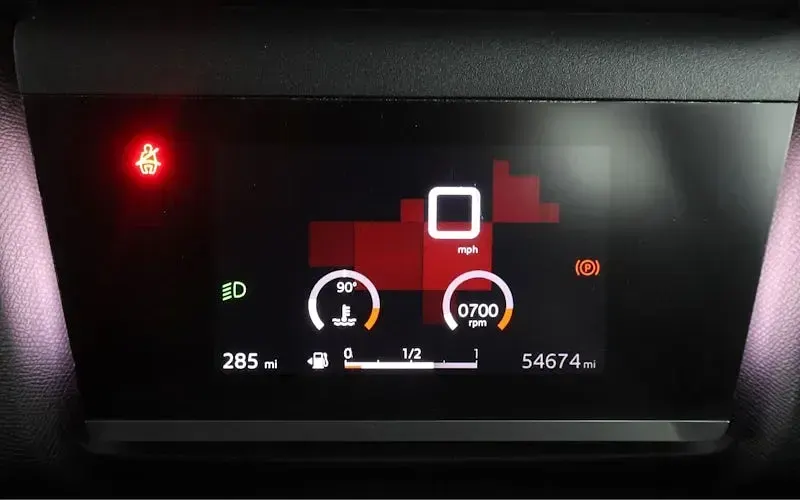 Used Citroën C4 PureTech 131 HP (96 kW) 2021 Red Hatchback