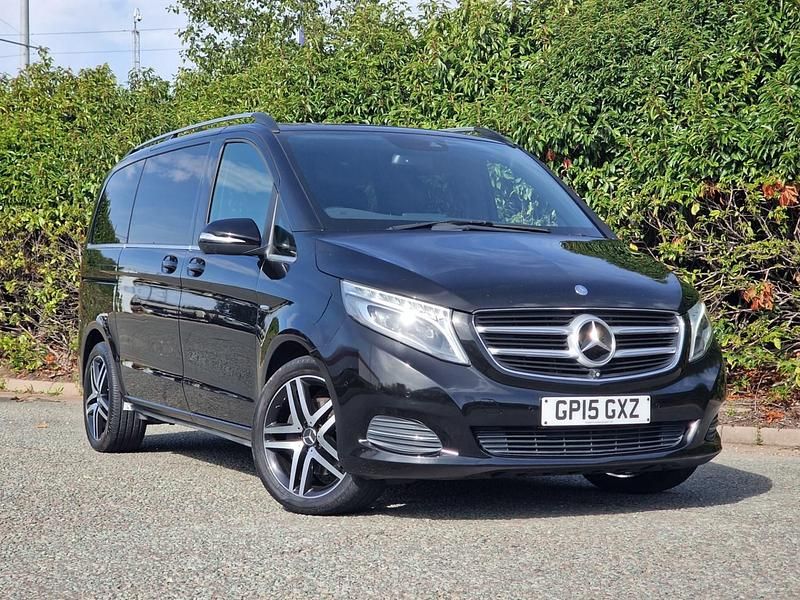 Black Used 2015 Mercedes V250 MPV | £21,995 (Good price) - Image 1/4