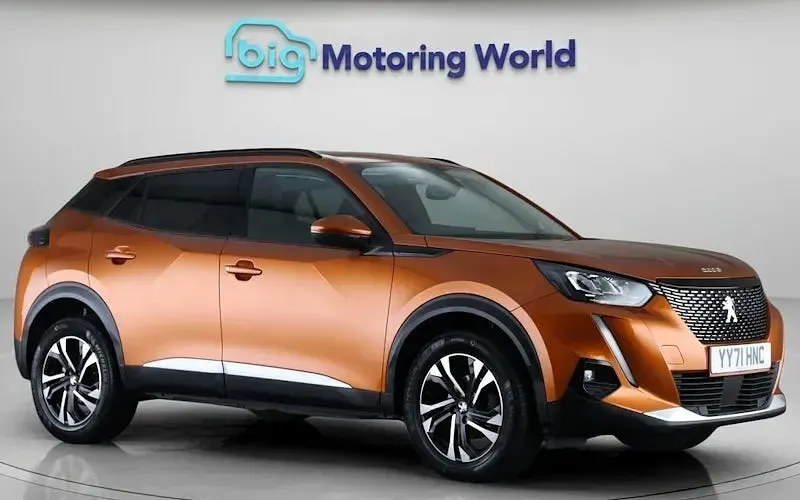 Used Peugeot 2008 Allure Premium 101 HP (74 kW) 2021 SUV