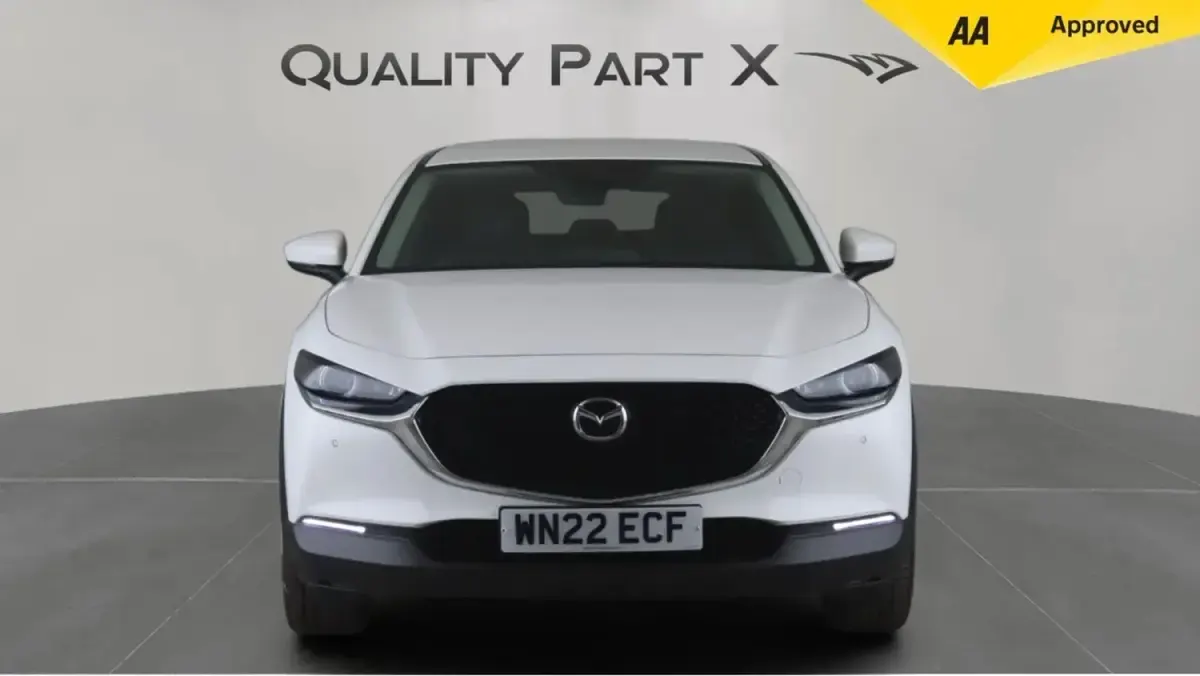 Begagnad Mazda CX-30 Inclusive 2022 Vit SUV