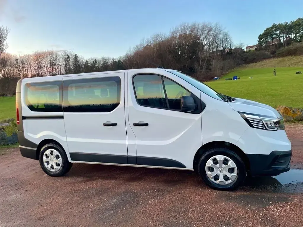 Gebraucht Renault Trafic Business 2024 Weiß Van / Kleinbus