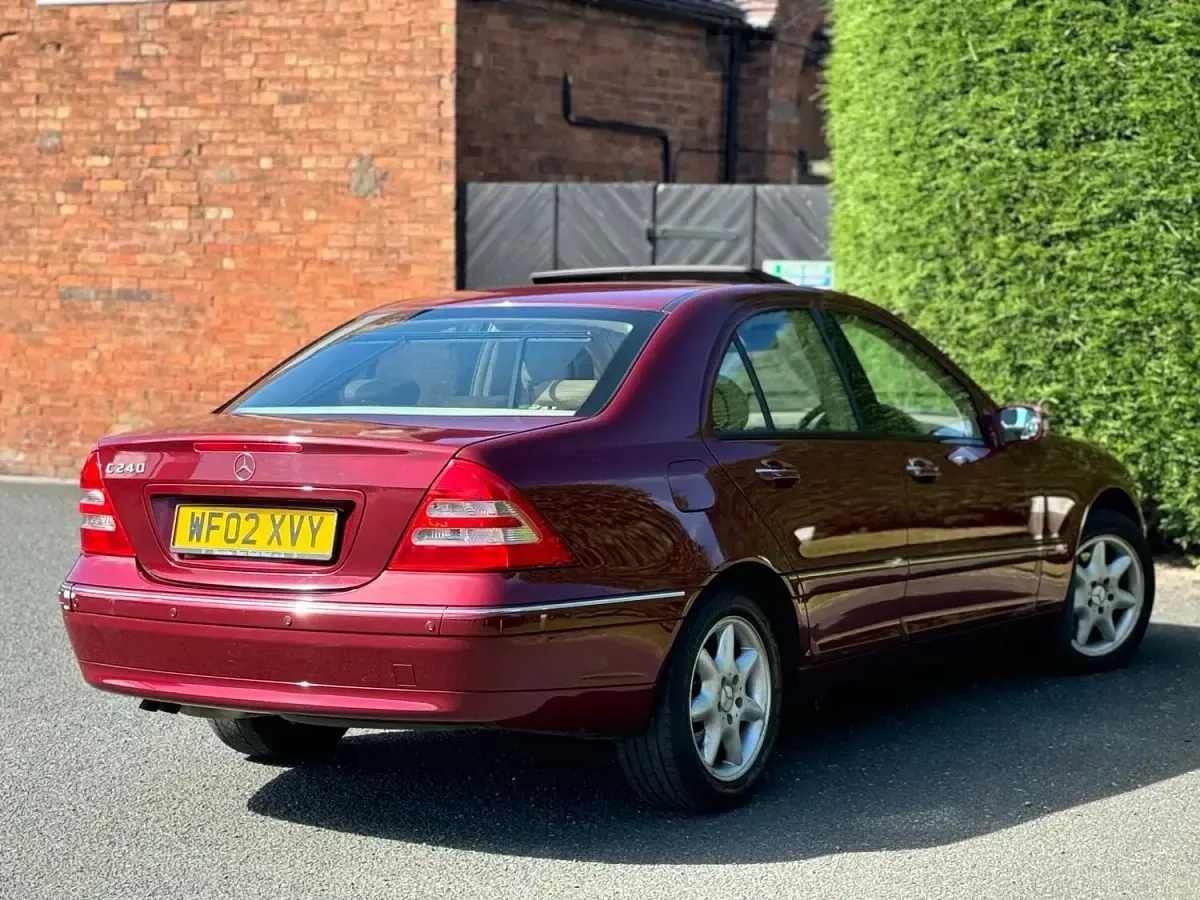 Used Mercedes C240 Elegance 2002 Red Sedan