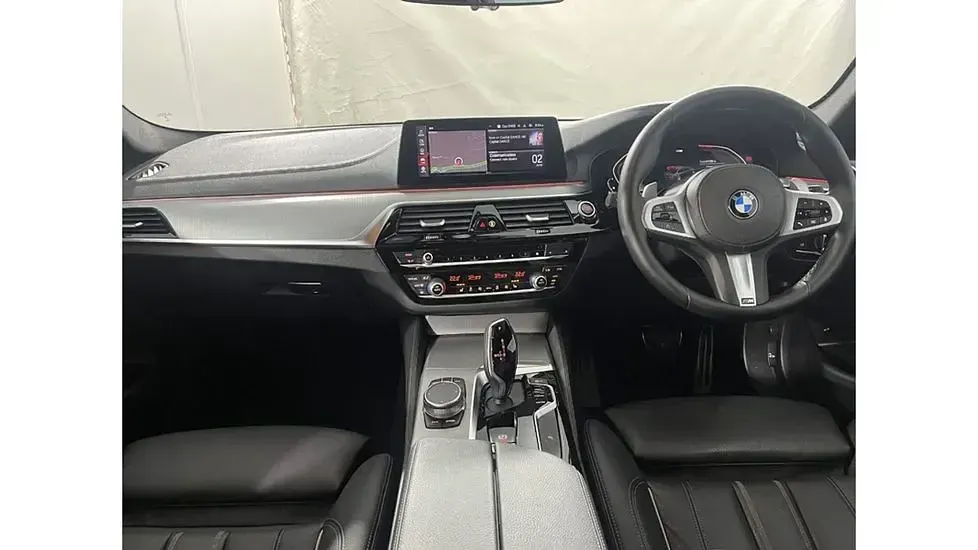 Used BMW 520 M Sport 187 HP (137 kW) 2020 Black Sedan