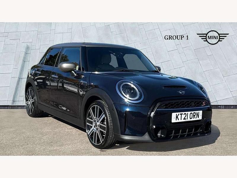 Other Used 2021 Mini Cooper S Exclusive Hatchback | £23,450 (Expensive) - Image 1/4
