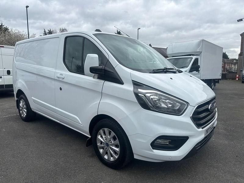 Used Ford Transit Custom Limited 130 HP (95 kW) 2021 White Van