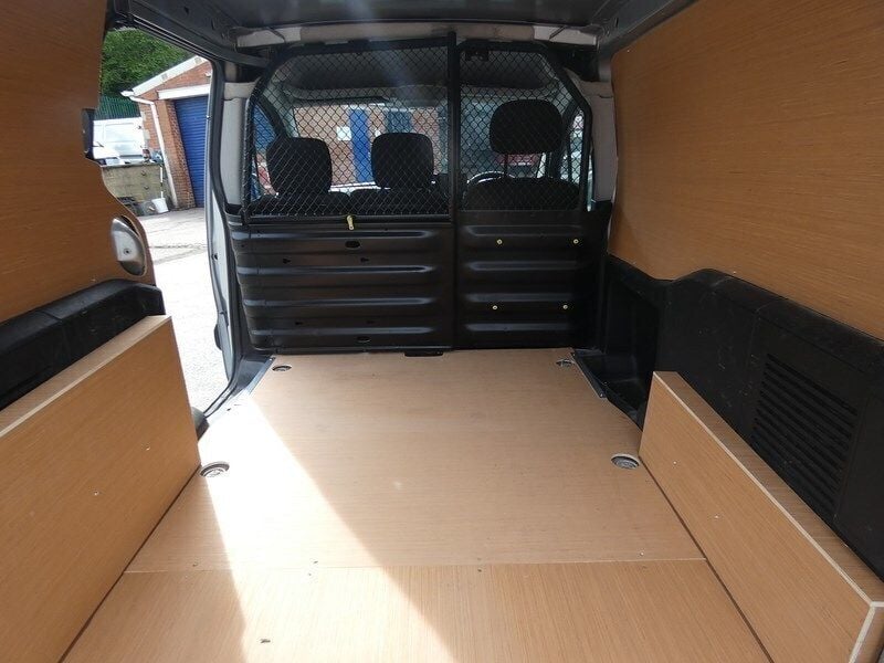 Image 3/3