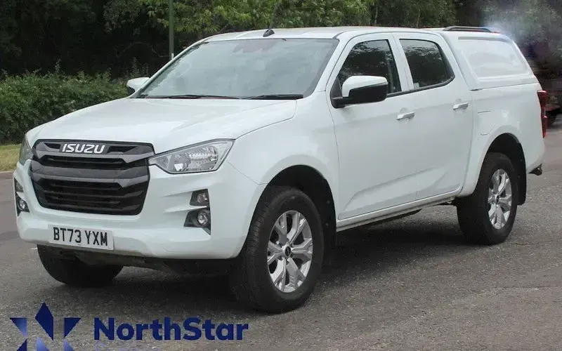 Used Isuzu D-Max 165 HP (121 kW) 2024 Cabriolet
