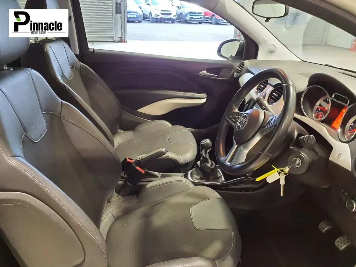 Second-hand Vauxhall Adam S 70 CP (51 kW) 2017 Alb Hatchback