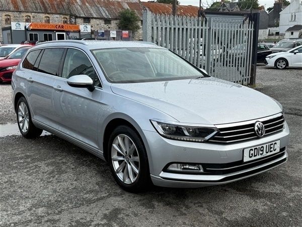 Reflex silver metallic Used 2019 VW Passat Business Estate | £14,000 (Good price) - Image 1/1