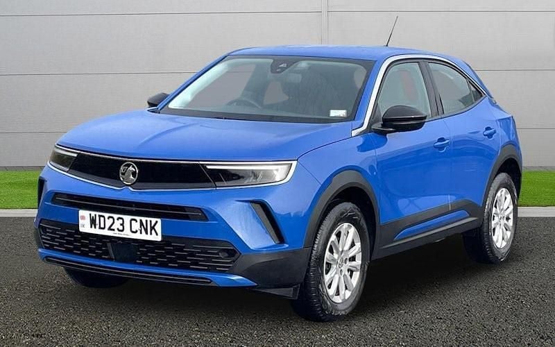 Second-hand Vauxhall Mokka Design Edition 101 CP (74 kW) 2023 Albastru SUV