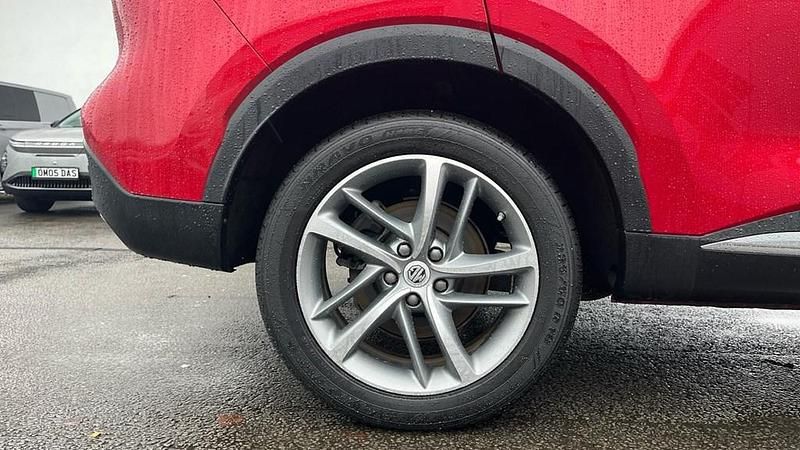 Used MG HS 162 HP (119 kW) 2023 Red SUV