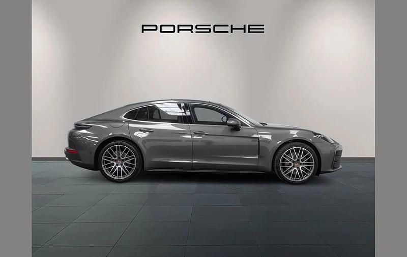 Used Porsche Panamera 348 HP (255 kW) 2025 Green Hatchback