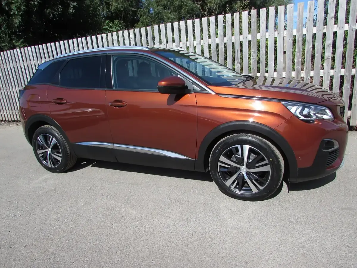 Used Peugeot 3008 Allure 130 HP (95 kW) 2019 Bronze SUV