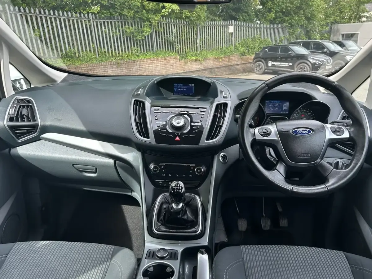 Begagnad Ford C-MAX Titanium 2015 Svart Minibuss