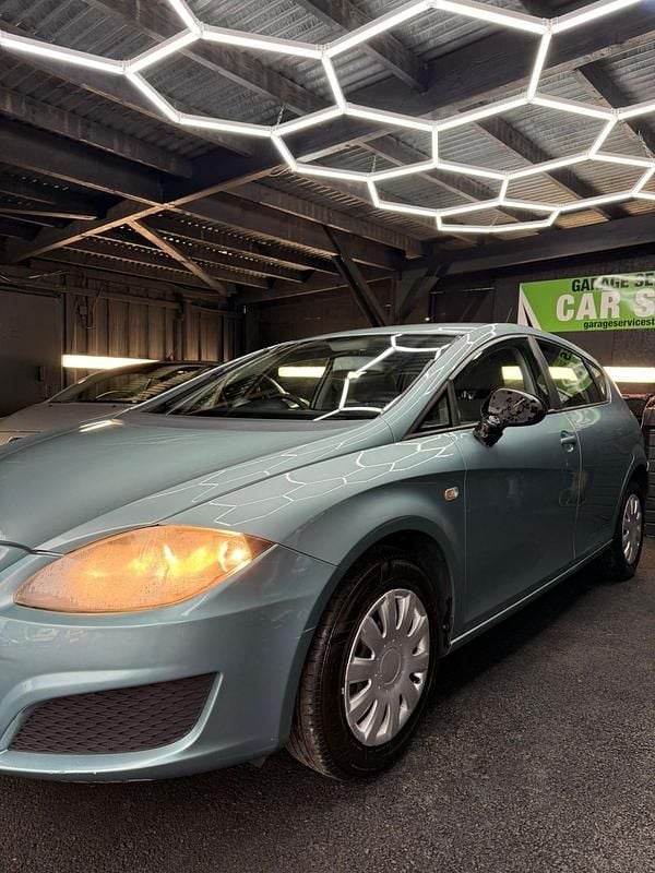 Used Seat Leon 2009 Blue Hatchback