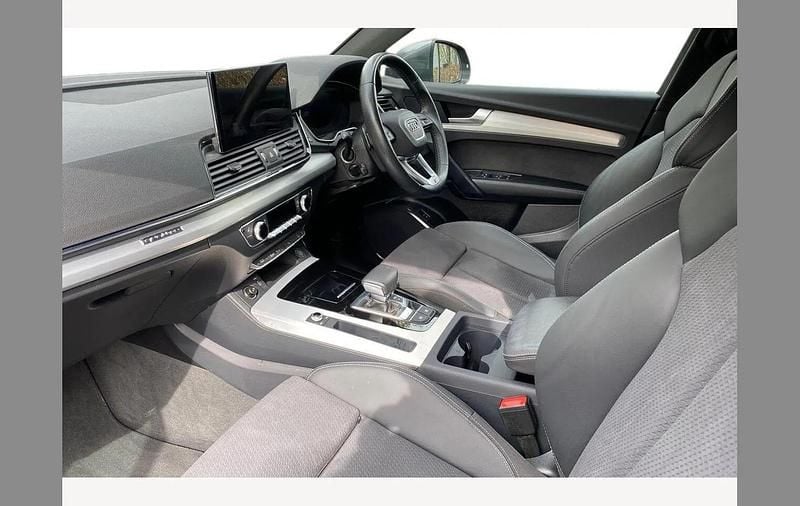 Used Audi Q5 S-Line 265 HP (194 kW) 2024 Grey SUV