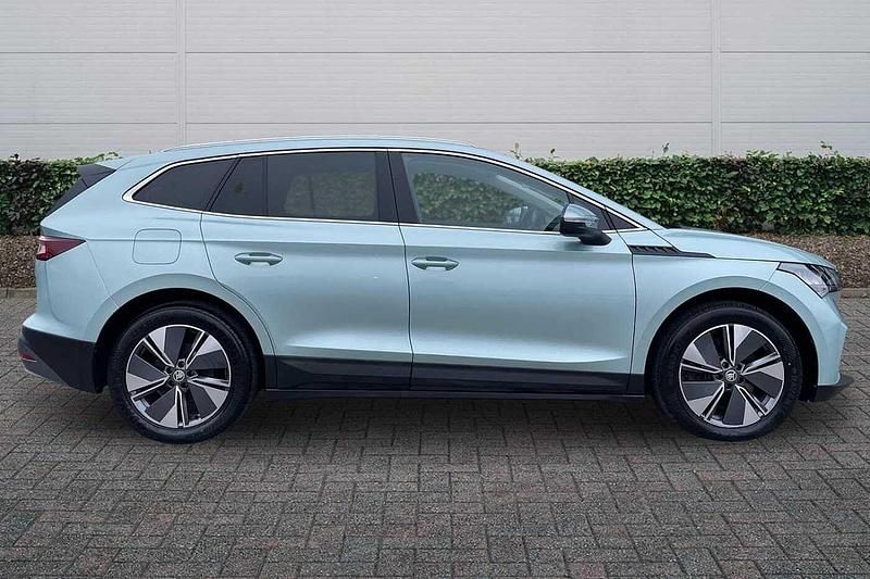 Used Skoda Enyaq iV SportLine 150 kW (204 HP) 2023 Arctic silver metallic SUV