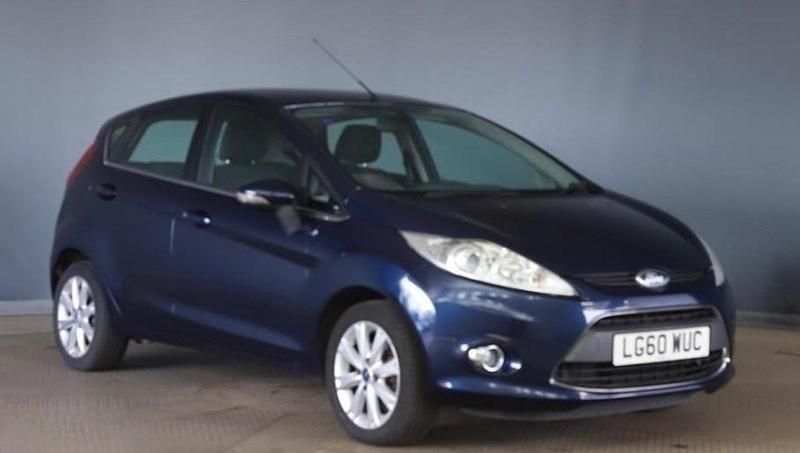 Used Ford Fiesta Zetec 82 HP (60 kW) 2010 Blue Hatchback