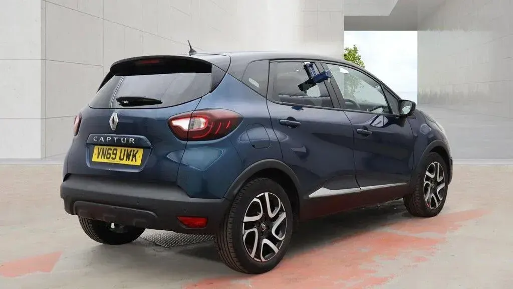 Used Renault Captur Iconic 2020 Blue/black SUV