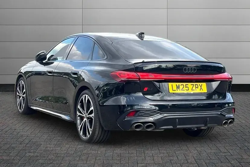 Used Audi S5 Advanced 362 HP (266 kW) 2025 Mythos black Hatchback