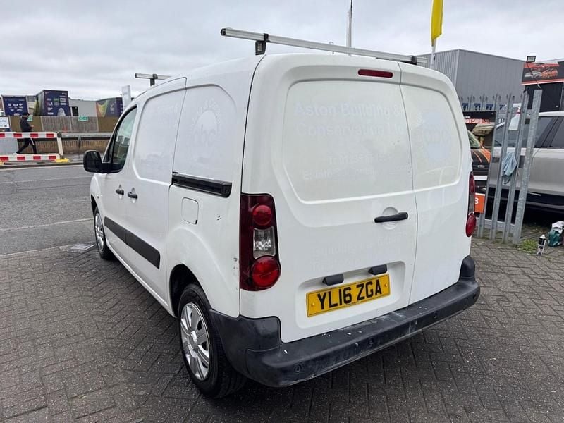 Used Peugeot Partner S 2016 White MPV