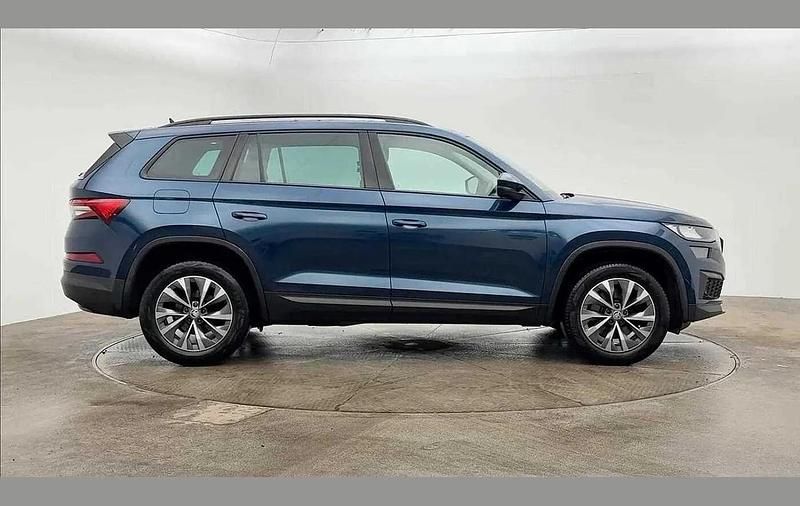 Used Skoda Kodiaq SE Drive 147 HP (108 kW) 2023 Blue SUV