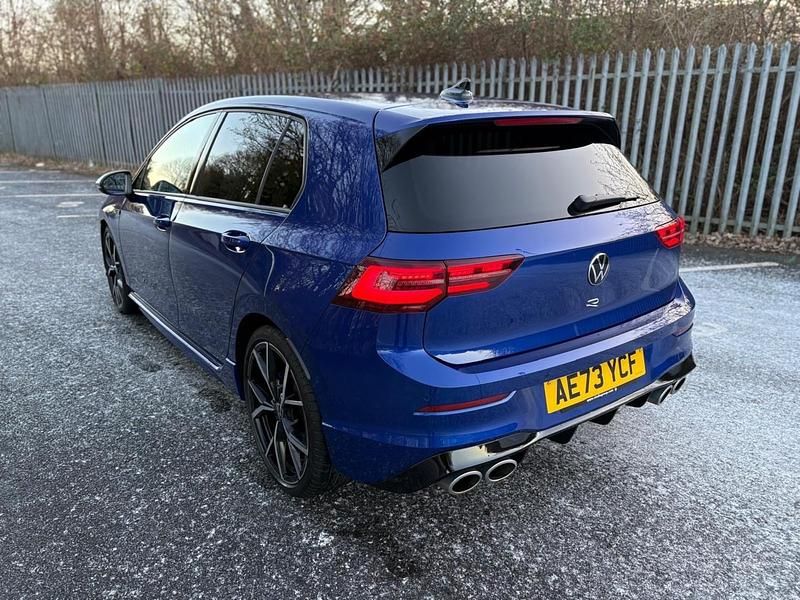 Used VW Golf VIII R 320 HP (235 kW) 2023 Blue Hatchback