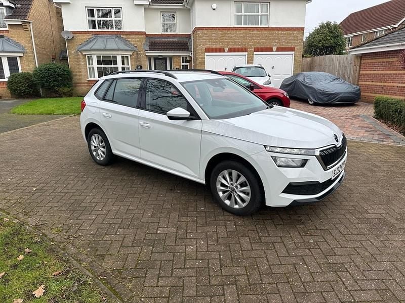 Used Skoda Kamiq 95 HP (69 kW) 2022 White SUV