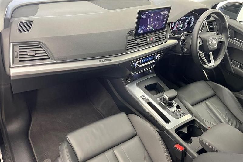 Used Audi Q5 Sport 265 HP (194 kW) 2022 Black SUV