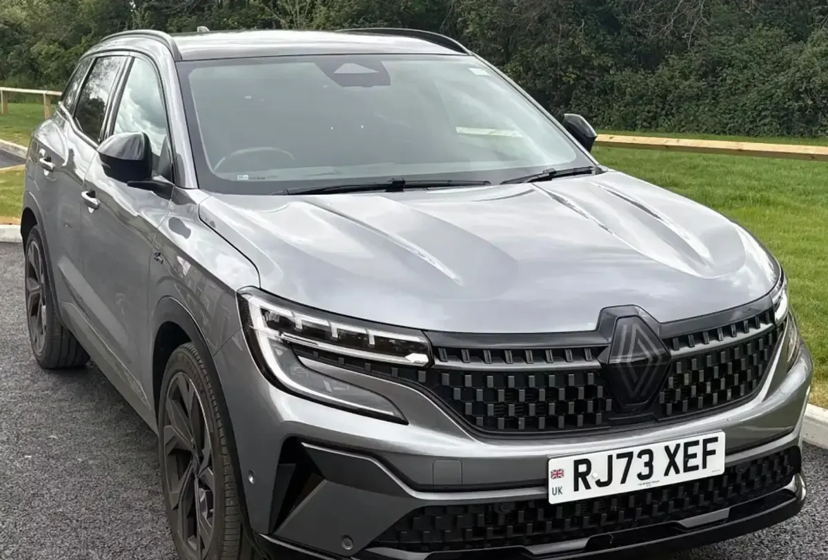 Begagnad Renault Austral Iconic Esprit Alpine 200 HK (147 kW) 2024 SUV