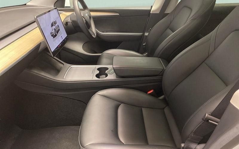 Used Tesla Model Y RWD 254 kW (346 HP) 2023 White SUV