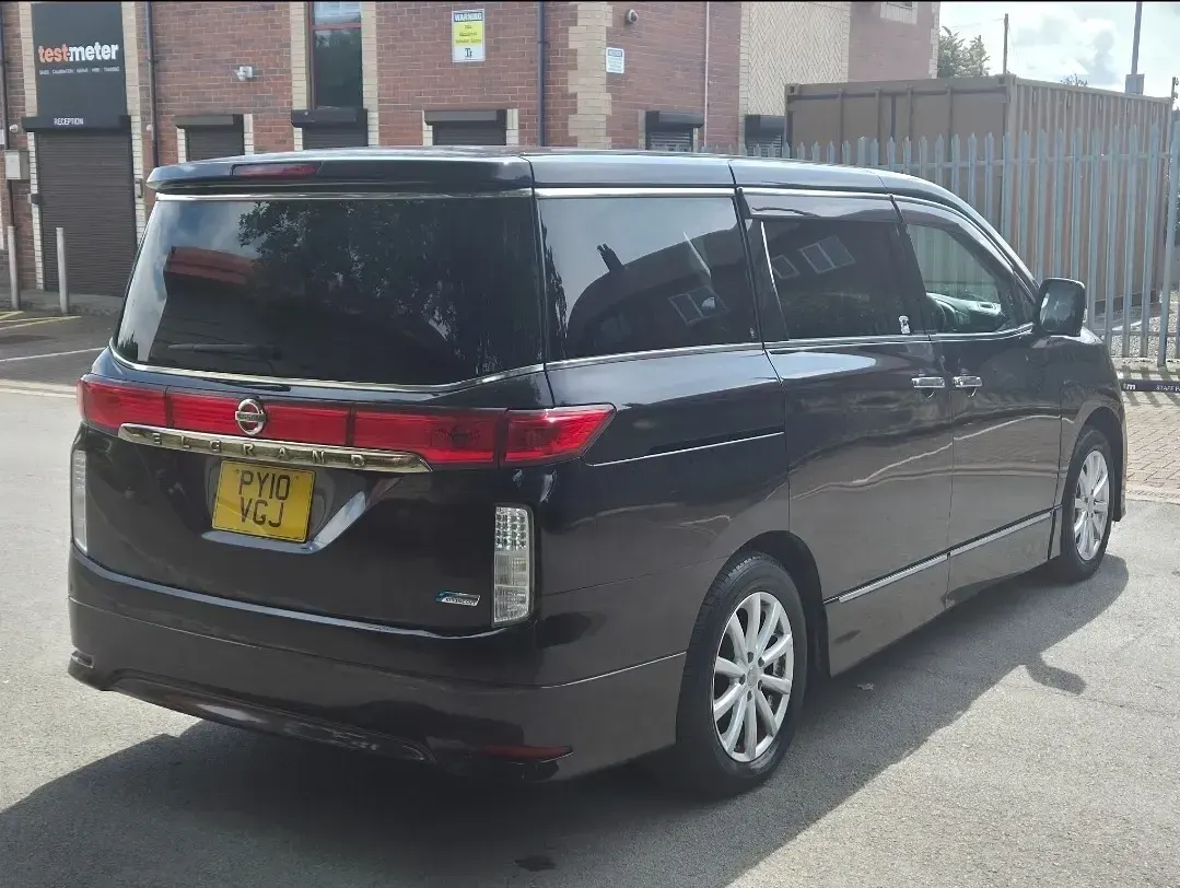Used Nissan Elgrand 2021 Bronze MPV